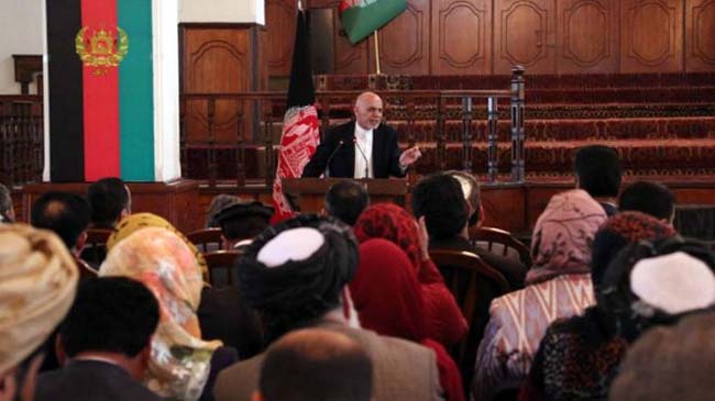 Ghani Invites MPs to Discuss Peace Process, Talks with HIA